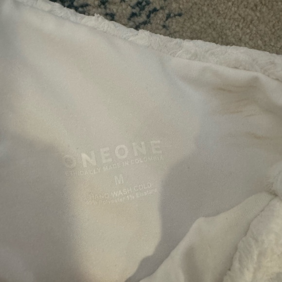 OneOne coconut milk bikini - Picture 4 of 4